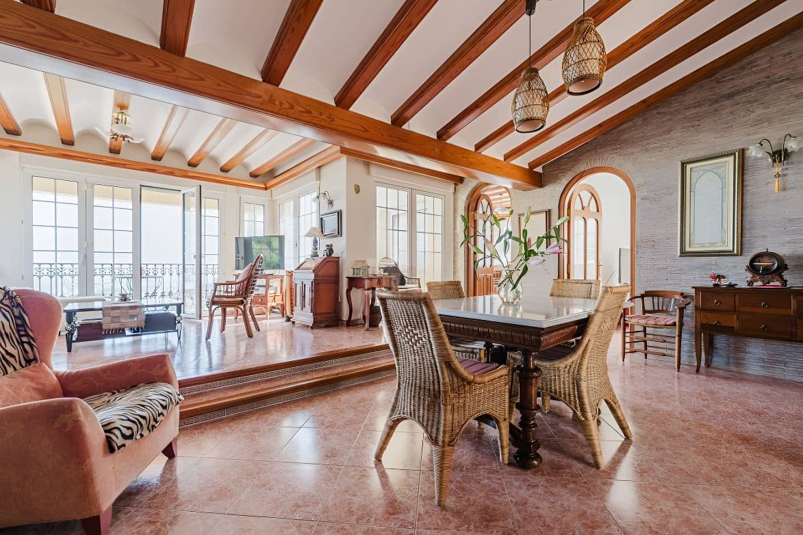 6 soveværelse Villa til salg i Denia - € 1.195.000 (Ref: 8634243)