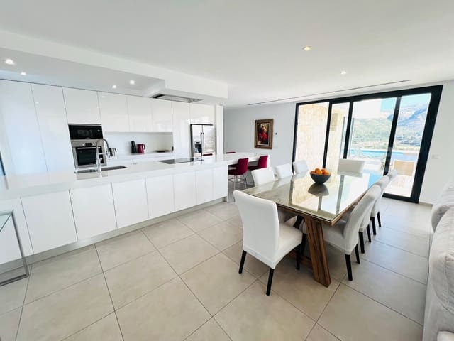 5 Zimmer Villa zu verkaufen in La Sella mit Pool - 1.300.000 € (Ref: 8786017)