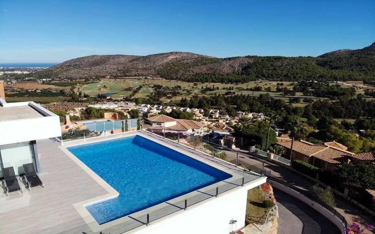 5 soveværelse Villa til salg i La Sella med swimmingpool - € 1.300.000 (Ref: 8786017)