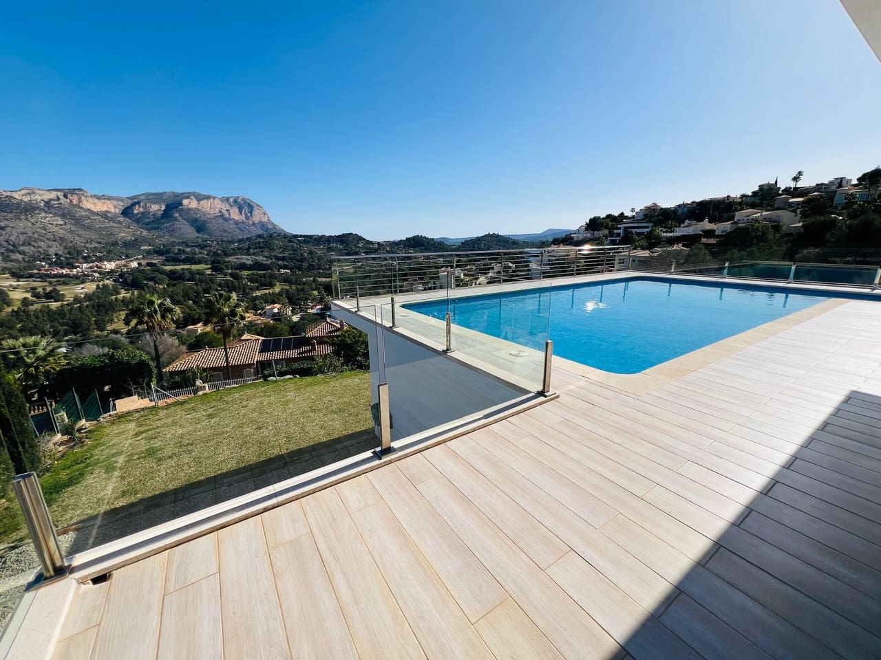 5 soveværelse Villa til salg i La Sella med swimmingpool - € 1.300.000 (Ref: 8786017)