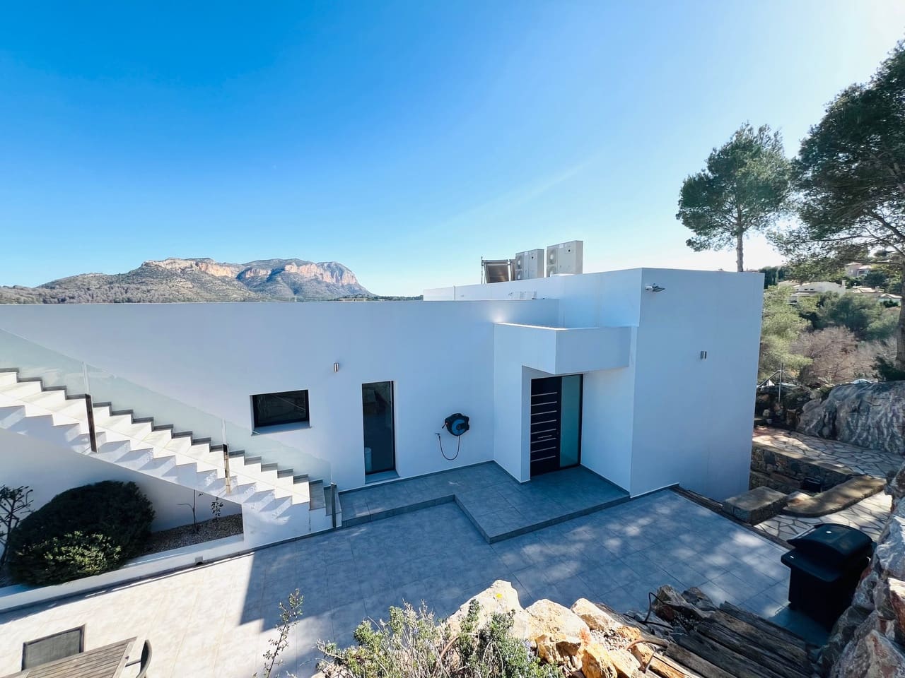 5 soveværelse Villa til salg i La Sella med swimmingpool - € 1.300.000 (Ref: 8786017)