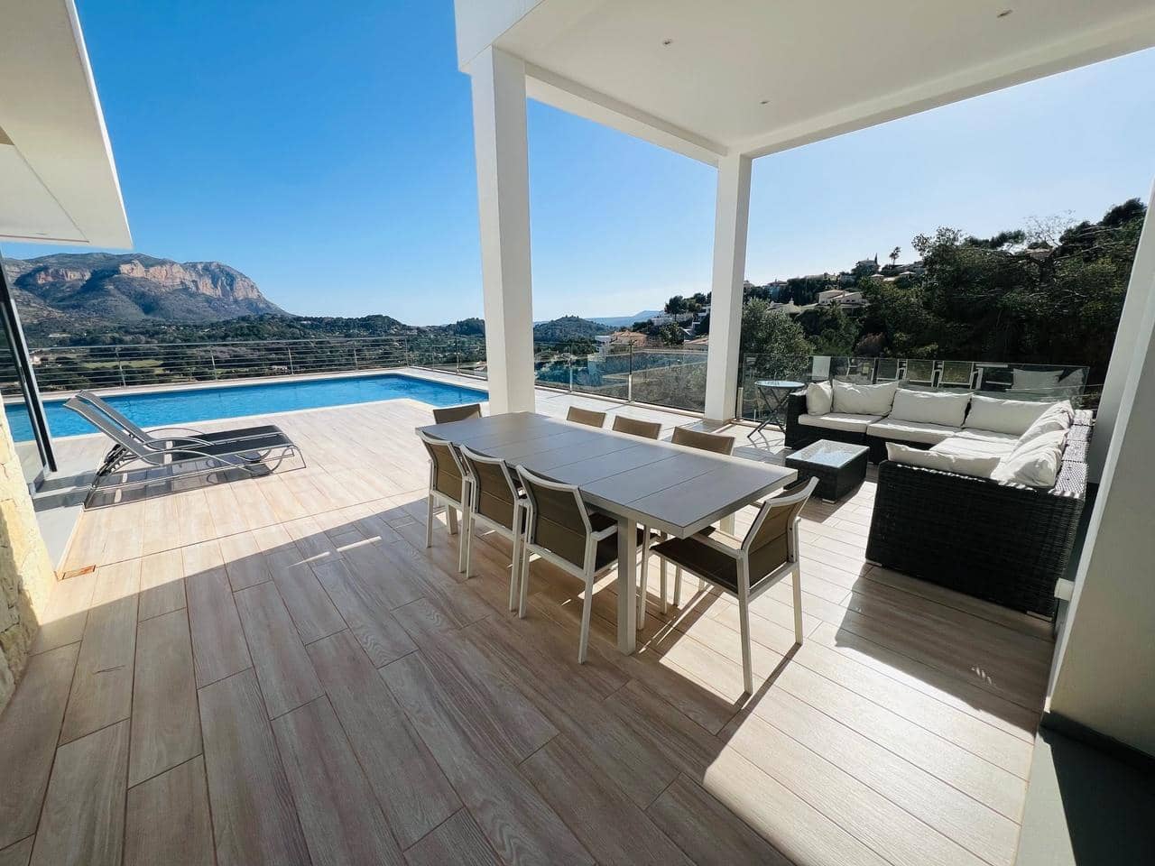 5 bedroom Villa for sale in La Sella with pool - € 1,300,000 (Ref: 8786017)