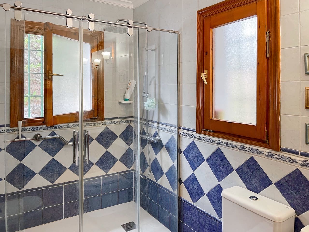 5 soveværelse Finca/Landehus til salg i La Sella med swimmingpool garage - € 1.300.000 (Ref: 8788999)