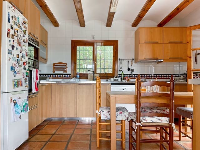 5 bedroom Finca/Country House for sale in La Sella with pool garage - € 1,300,000 (Ref: 8788999)