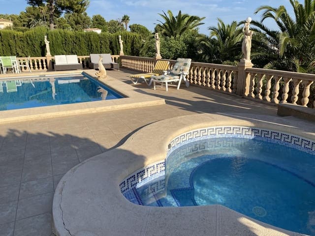 4 bedroom Villa for sale in Benissa - € 1,130,000 (Ref: 8907277)