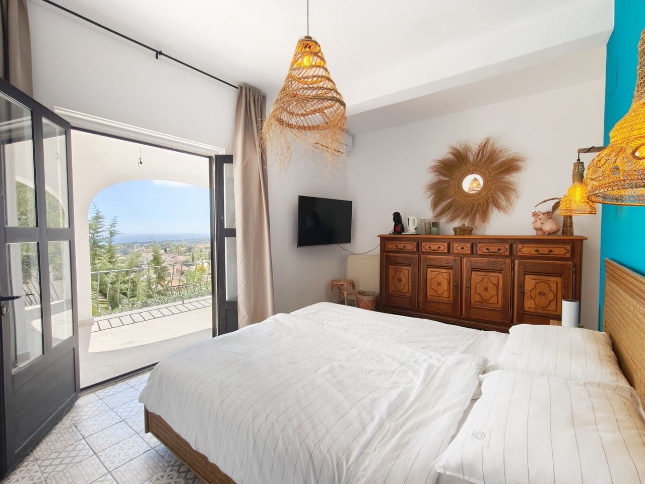 4 bedroom Villa for sale in Moraira with pool garage - € 1,575,000 (Ref: 8938417)