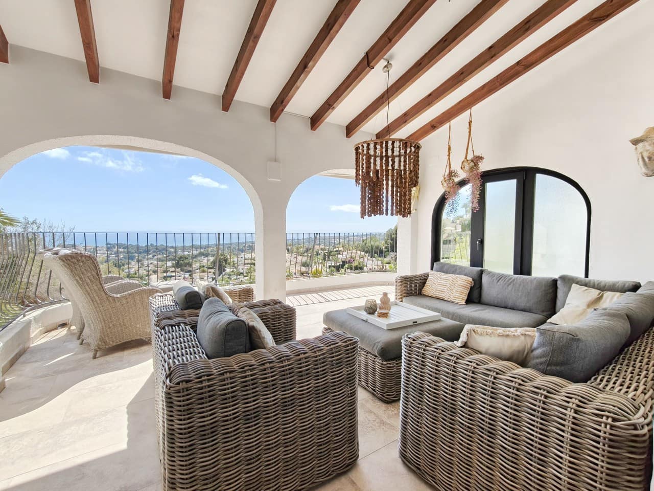 4 bedroom Villa for sale in Moraira with pool garage - € 1,575,000 (Ref: 8938417)