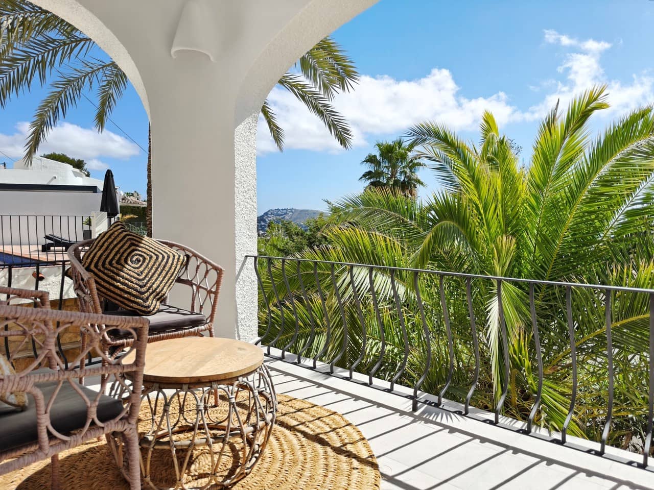 4 bedroom Villa for sale in Moraira with pool garage - € 1,575,000 (Ref: 8938417)