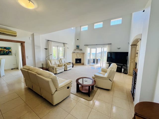 4 slaapkamer Villa te koop in La Sella met zwembad - € 995.000 (Ref: 9153600)