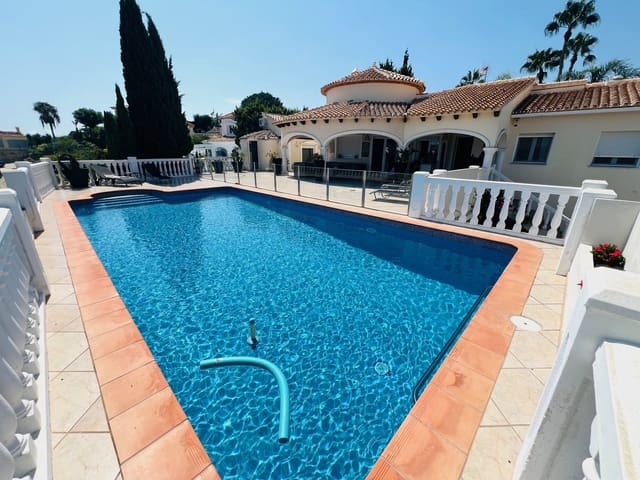 5 chambre Villa/Maison à vendre à La Sella avec piscine - 960 000 € (Ref: 9163482)