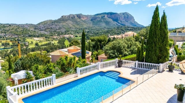 5 soveværelse Villa til salg i La Sella med swimmingpool garage - € 890.000 (Ref: 9163482)