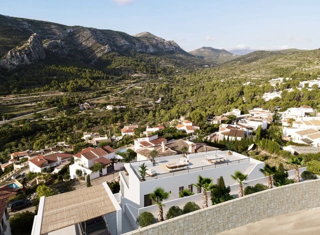 3 soveværelse Villa til salg i Pedreguer med swimmingpool - € 775.000 (Ref: 9263992)