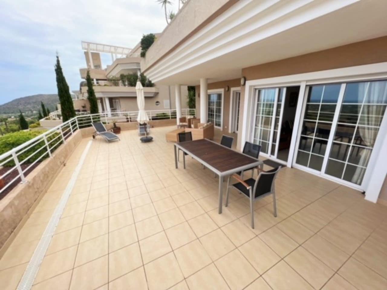 3 makuuhuone Huoneisto vuokrattavana paikassa La Sella mukana uima-altaan - 1 700 € (Ref: 9308215)