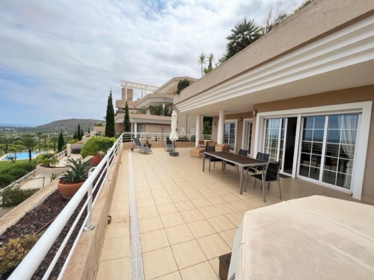 3 makuuhuone Huoneisto vuokrattavana paikassa La Sella mukana uima-altaan - 1 700 € (Ref: 9308215)