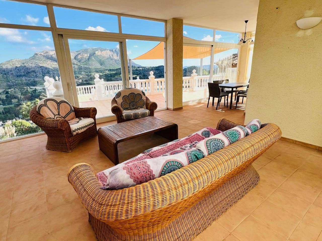 3 sovrum Villa till salu i La Sella med pool - 785 000 € (Ref: 9371720)