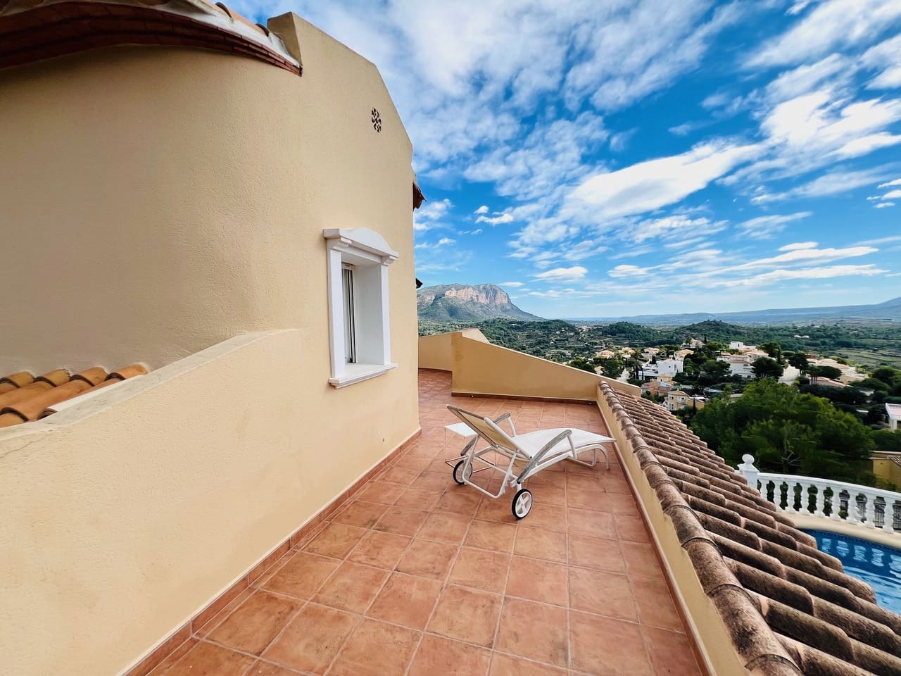 Chalet de 5 habitaciones en La Sella en venta con piscina - 995.000 € (Ref: 9378712)