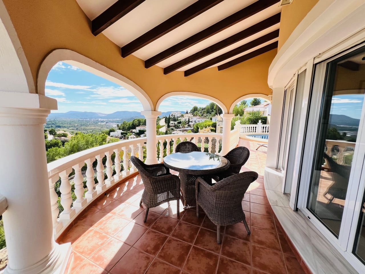 Chalet de 5 habitaciones en La Sella en venta con piscina - 995.000 € (Ref: 9378712)