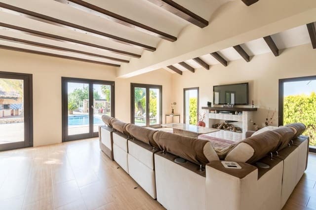 4 bedroom Finca/Country House for sale in La Sella with pool - € 890,000 (Ref: 9378715)