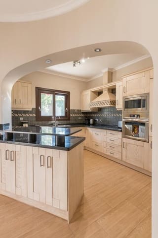 5 bedroom Finca/Country House for sale in La Sella with pool - € 890,000 (Ref: 9378715)