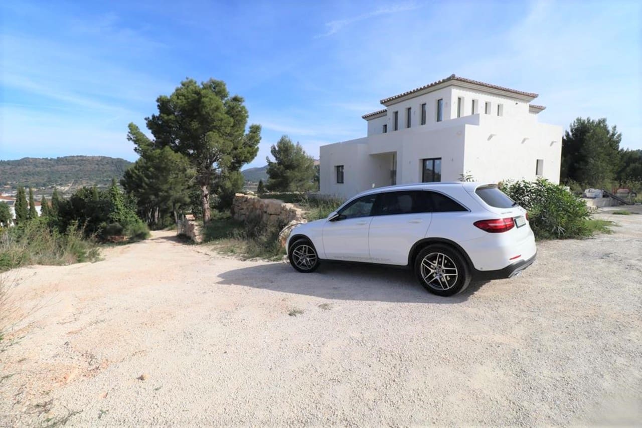 4 bedroom Finca/Country House for sale in Pedreguer with pool - € 1,450,000 (Ref: 9415400)