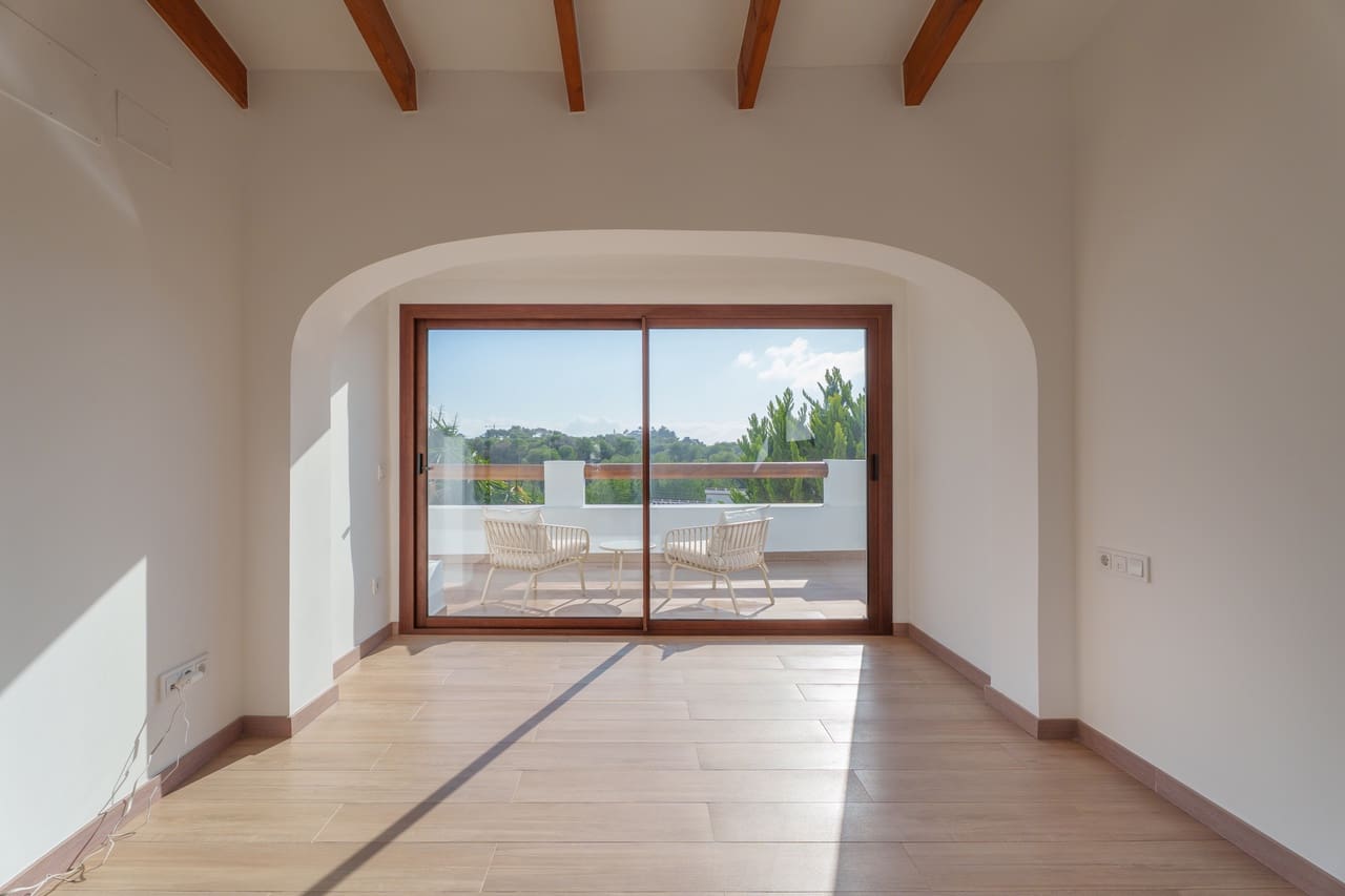 6 bedroom Villa for sale in Javea / Xabia with pool - € 1,695,000 (Ref: 9421839)