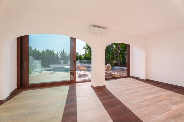 6 makuuhuone Huvila myytävänä paikassa Centro ciudad, Javea / Xàbia mukana uima-altaan - 1 695 000 € (Ref: 9421839)