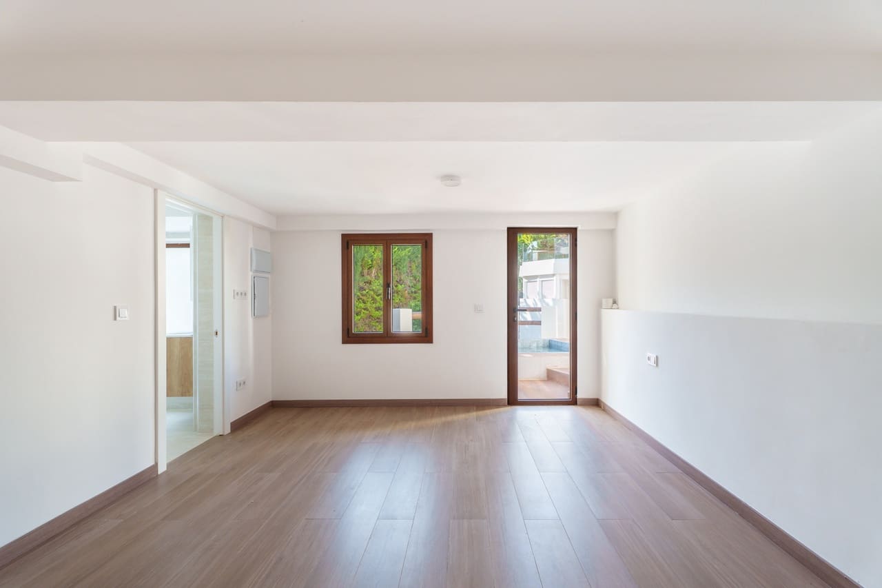 6 bedroom Villa for sale in Javea / Xabia with pool - € 1,695,000 (Ref: 9421839)