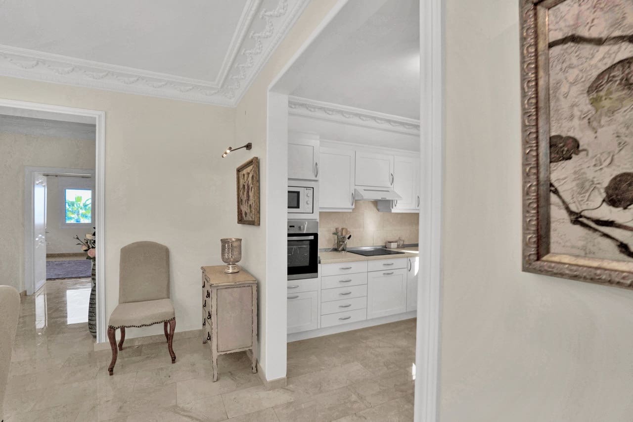 Chalet de 6 habitaciones en Dénia en venta con piscina - 1.290.000 € (Ref: 9426864)