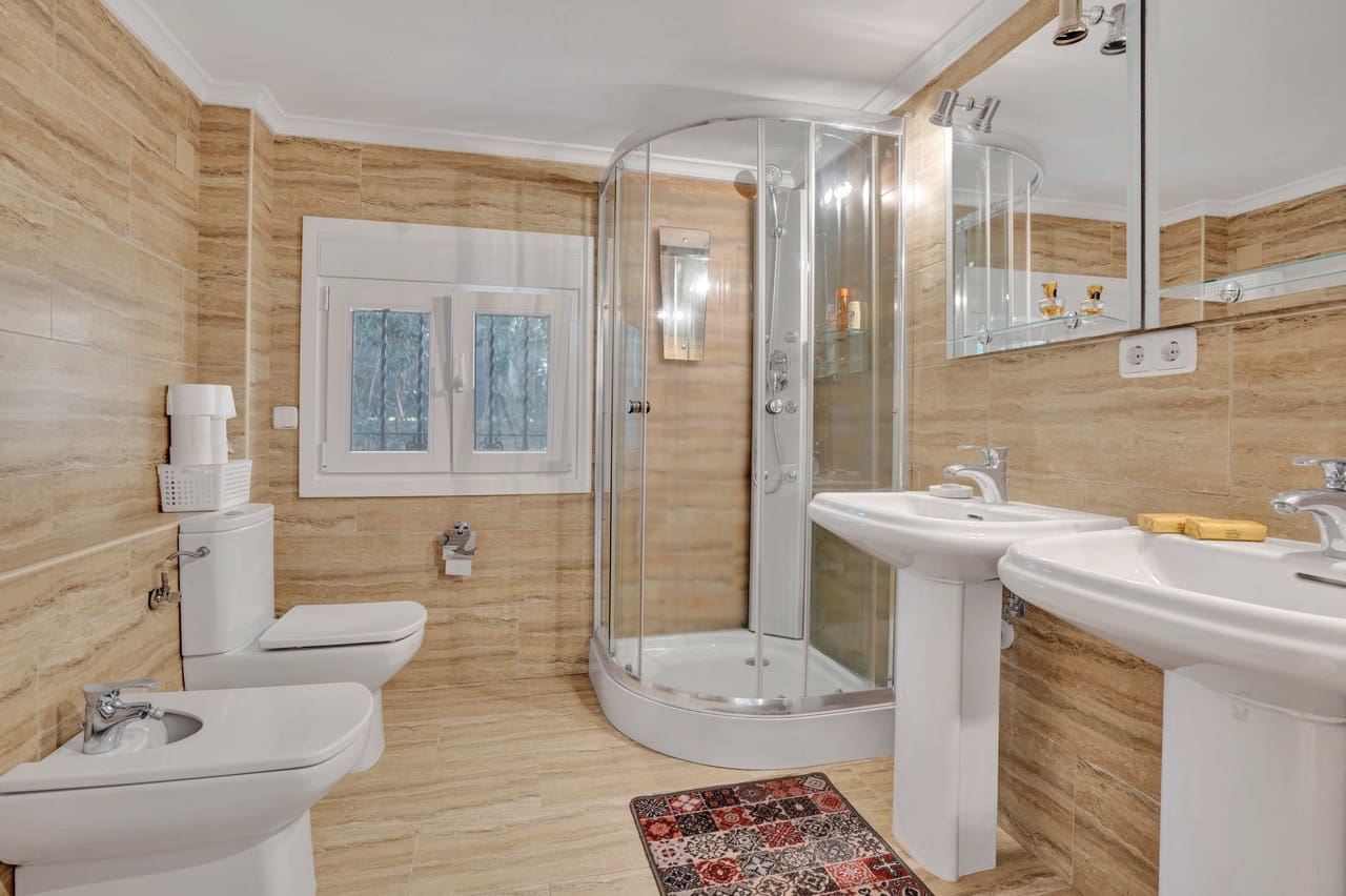 Chalet de 6 habitaciones en Dénia en venta con piscina - 1.290.000 € (Ref: 9426864)