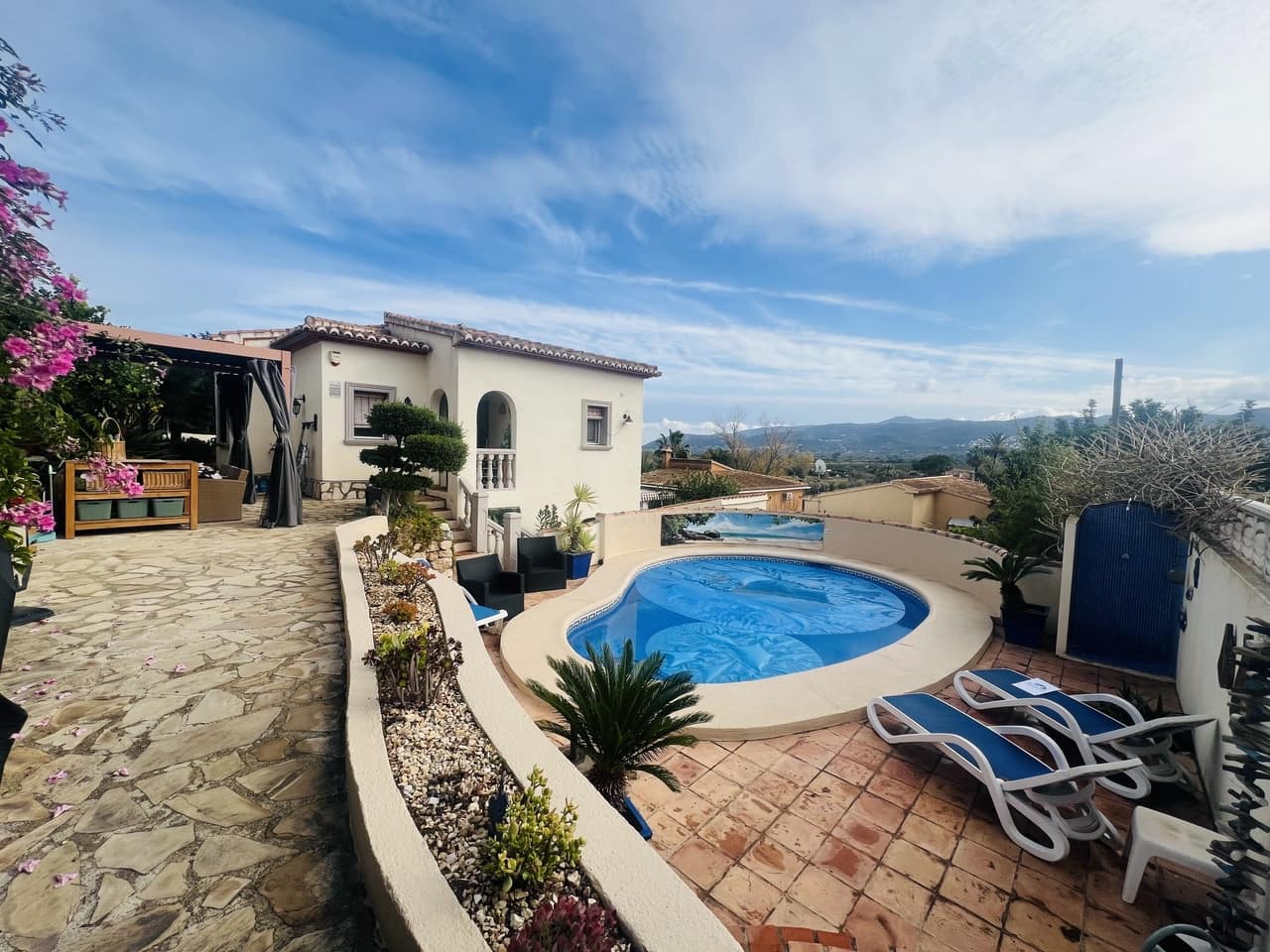 3 bedroom Villa for sale in Tormos with pool - € 385,000 (Ref: 9475517)