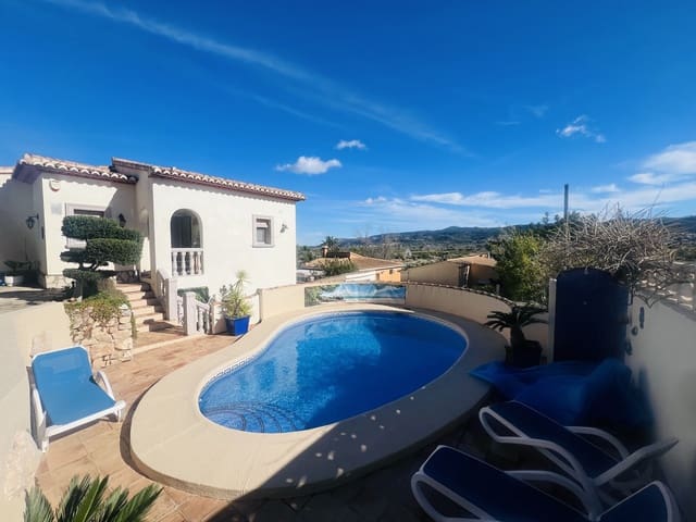 3 soverom Villa til salgs i Orba med svømmebasseng - € 385 000 (Ref: 9475517)