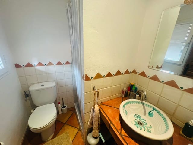 3 quarto Moradia para venda em Tormos com piscina - 385 000 € (Ref: 9475517)