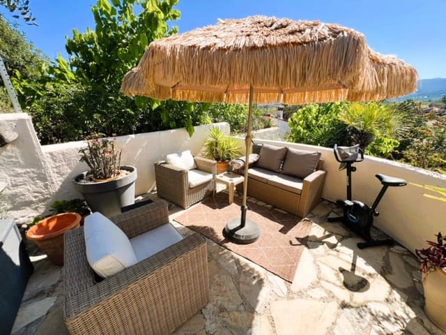 Chalet de 3 habitaciones en Tormos en venta con piscina garaje - 385.000 € (Ref: 9475517)