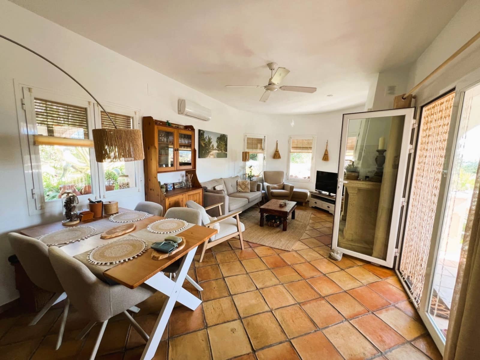 3 bedroom Villa for sale in Tormos with pool garage - € 385,000 (Ref: 9475517)