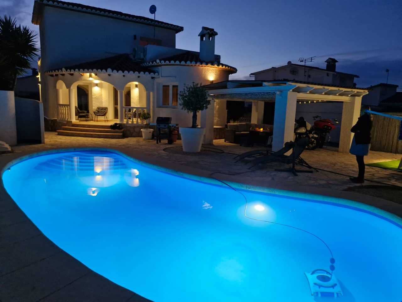 3 makuuhuone Huvila myytävänä paikassa Els Poblets mukana uima-altaan - 495 000 € (Ref: 9494265)