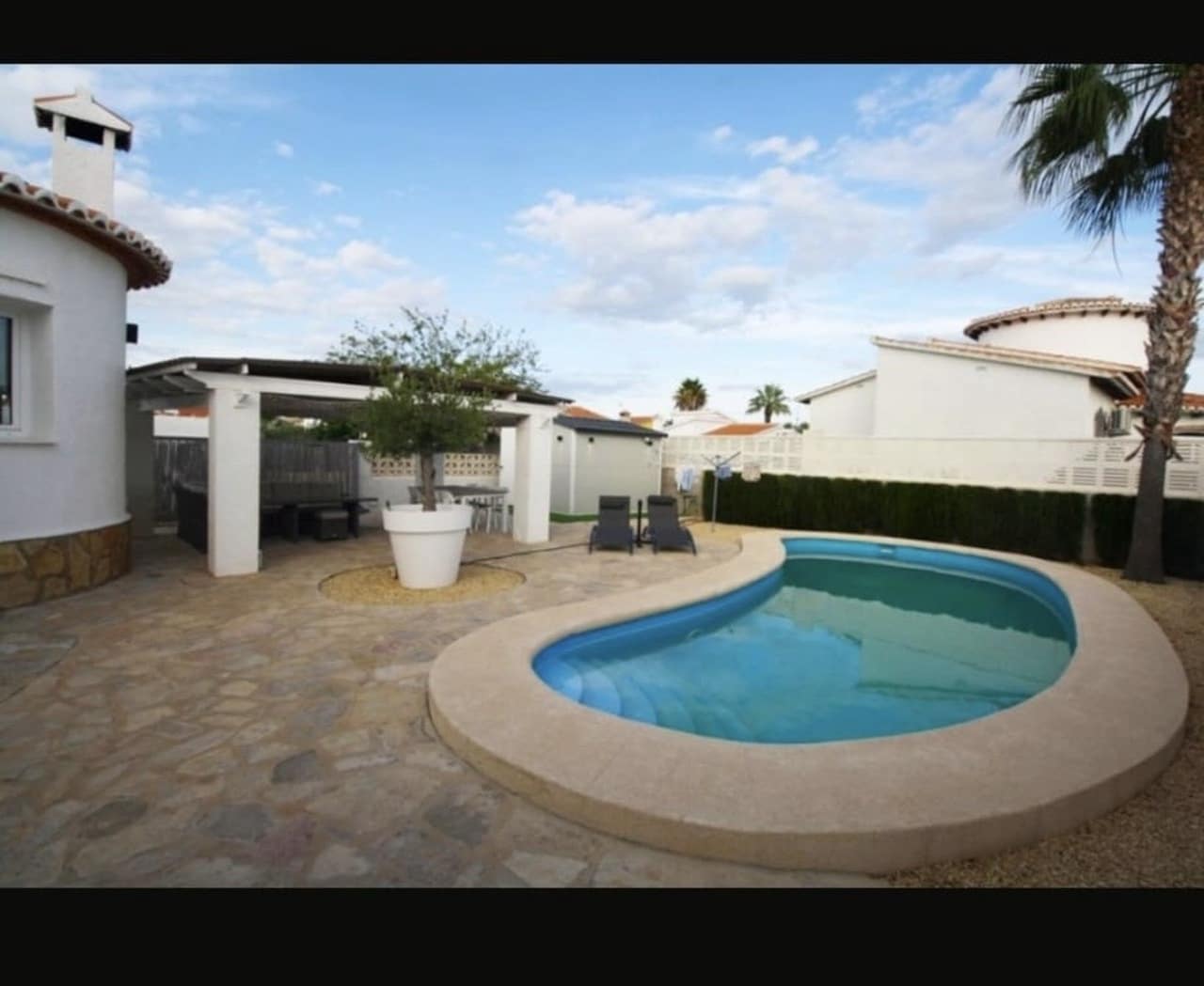 3 makuuhuone Huvila myytävänä paikassa Els Poblets mukana uima-altaan - 495 000 € (Ref: 9494265)