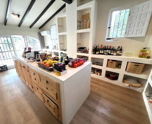 5 camera da letto Finca/Casa di Campagna in vendita in Centro Urbano, Dénia con piscina - 1.550.000 € (Rif: 9535504)