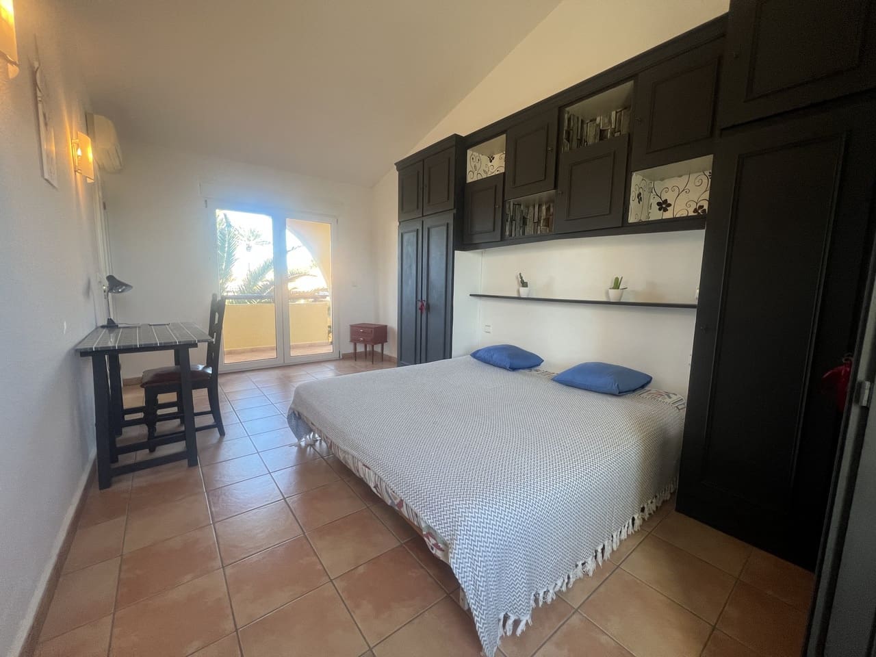 3 makuuhuone Huvila myytävänä paikassa Els Poblets mukana uima-altaan - 848 000 € (Ref: 9537190)