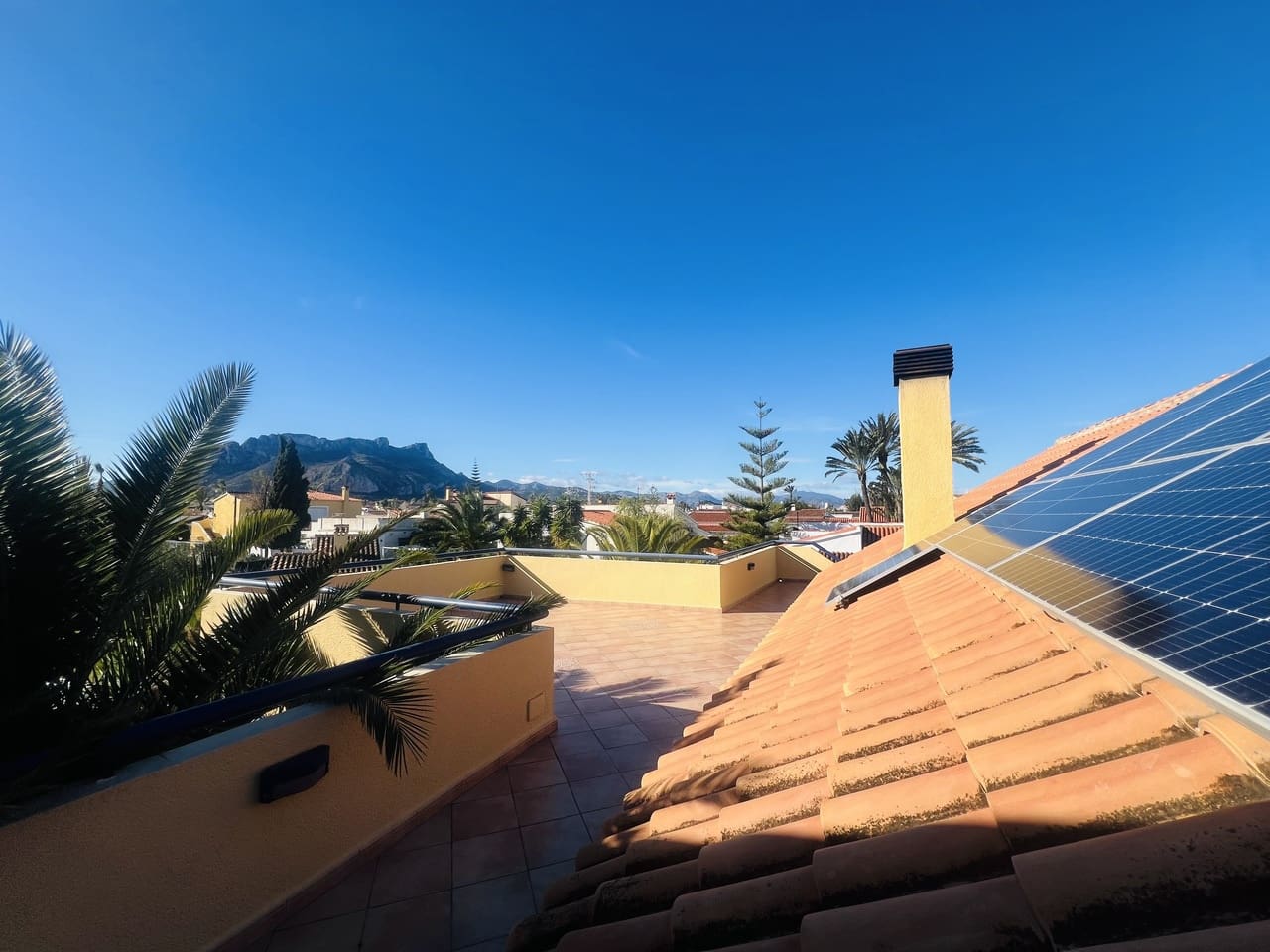 3 makuuhuone Huvila myytävänä paikassa Els Poblets mukana uima-altaan - 848 000 € (Ref: 9537190)