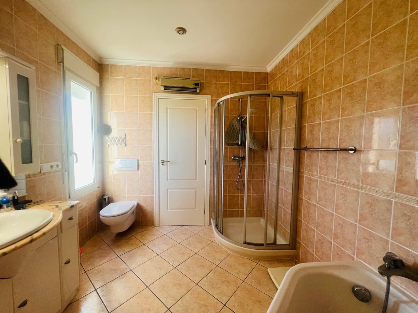 3 bedroom Villa for sale in Denia with pool - € 848,000 (Ref: 9537190)