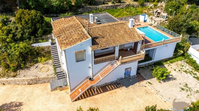 3 slaapkamer Villa te koop in La Sella met garage - € 475.000 (Ref: 9568010)