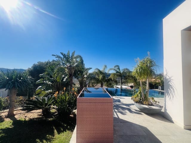 3 sovrum Villa till salu i La Sella med pool - 1 195 000 € (Ref: 9610801)