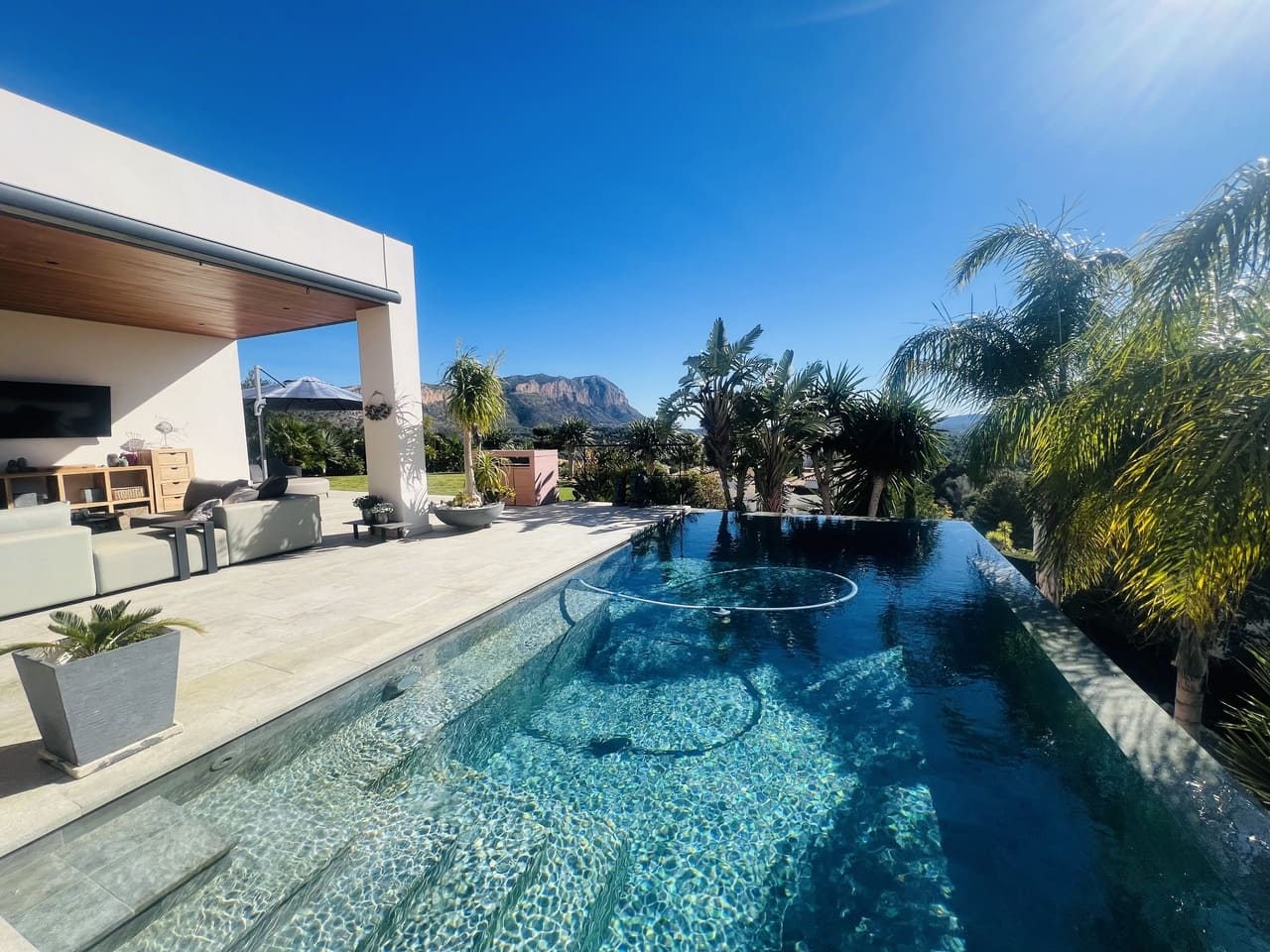 3 sovrum Villa till salu i La Sella med pool - 1 195 000 € (Ref: 9610801)