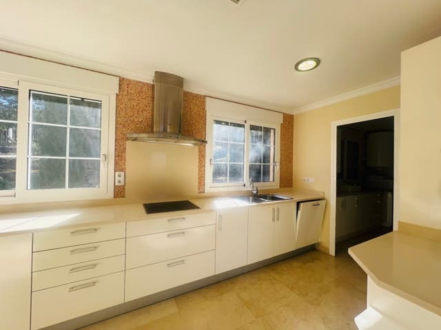 2 bedroom Penthouse for sale in La Sella with pool - € 525,000 (Ref: 9618380)