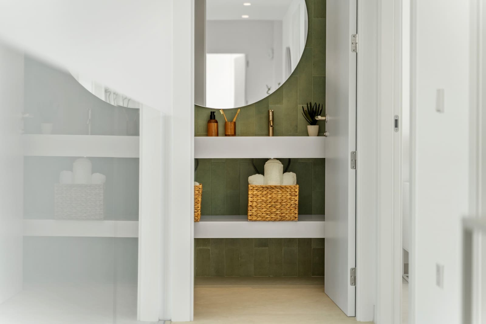 3 bedroom Villa for sale in Cumbre del Sol with pool - € 1,640,000 (Ref: 9618381)