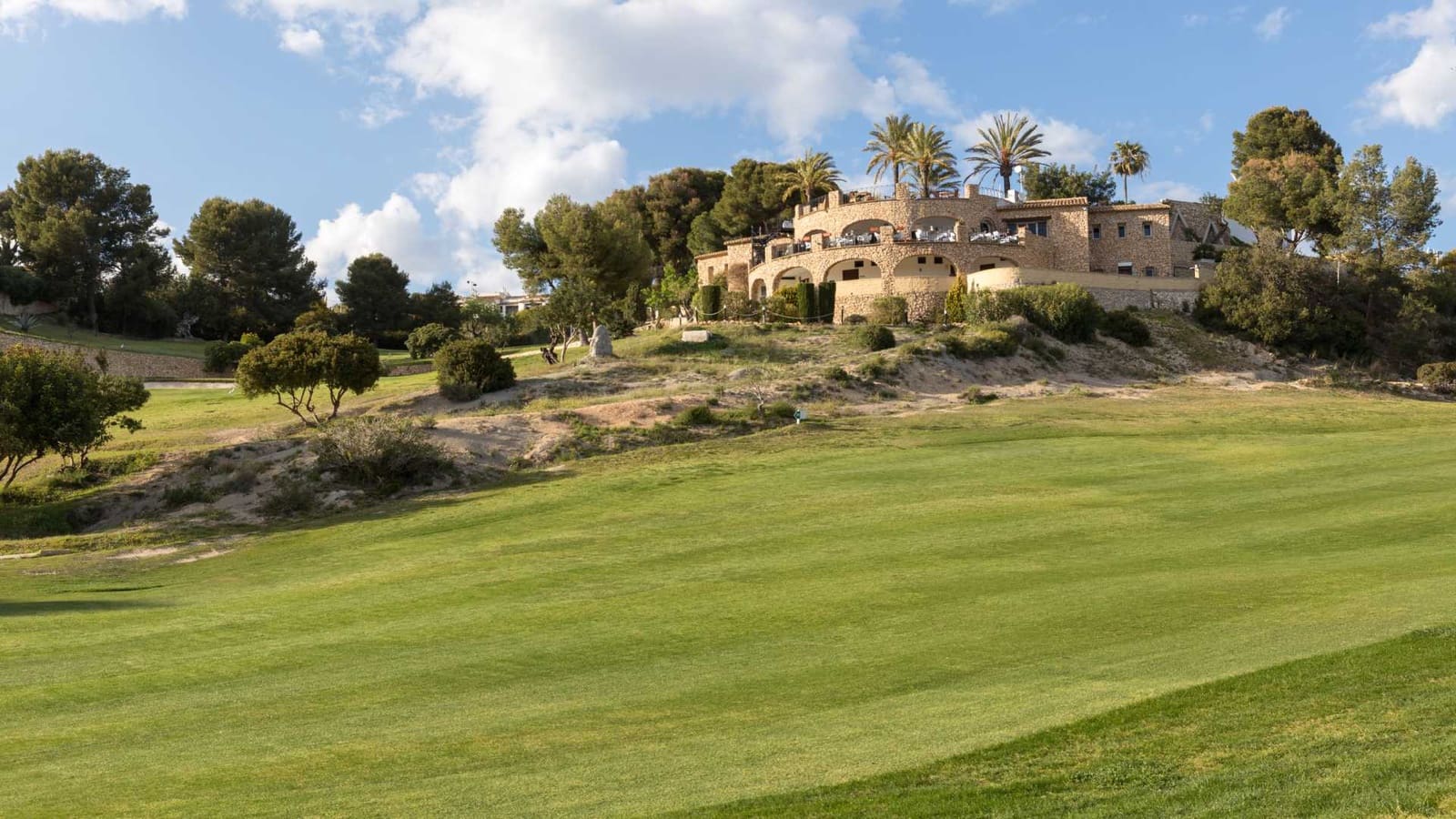 4 bedroom Villa for sale in Benissa with pool - € 1,670,000 (Ref: 9618430)