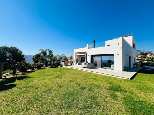 3 Zimmer Villa zu verkaufen in La Sella mit Pool - 1.195.000 € (Ref: 9640580)