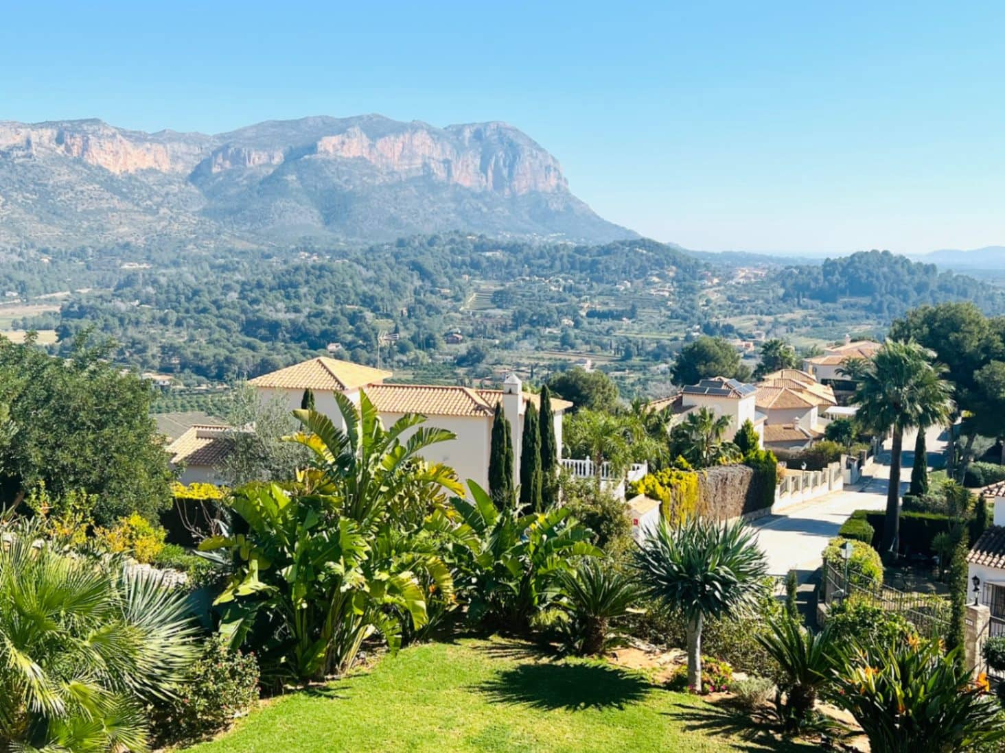 3 Zimmer Villa zu verkaufen in La Sella mit Pool - 1.195.000 € (Ref: 9640580)