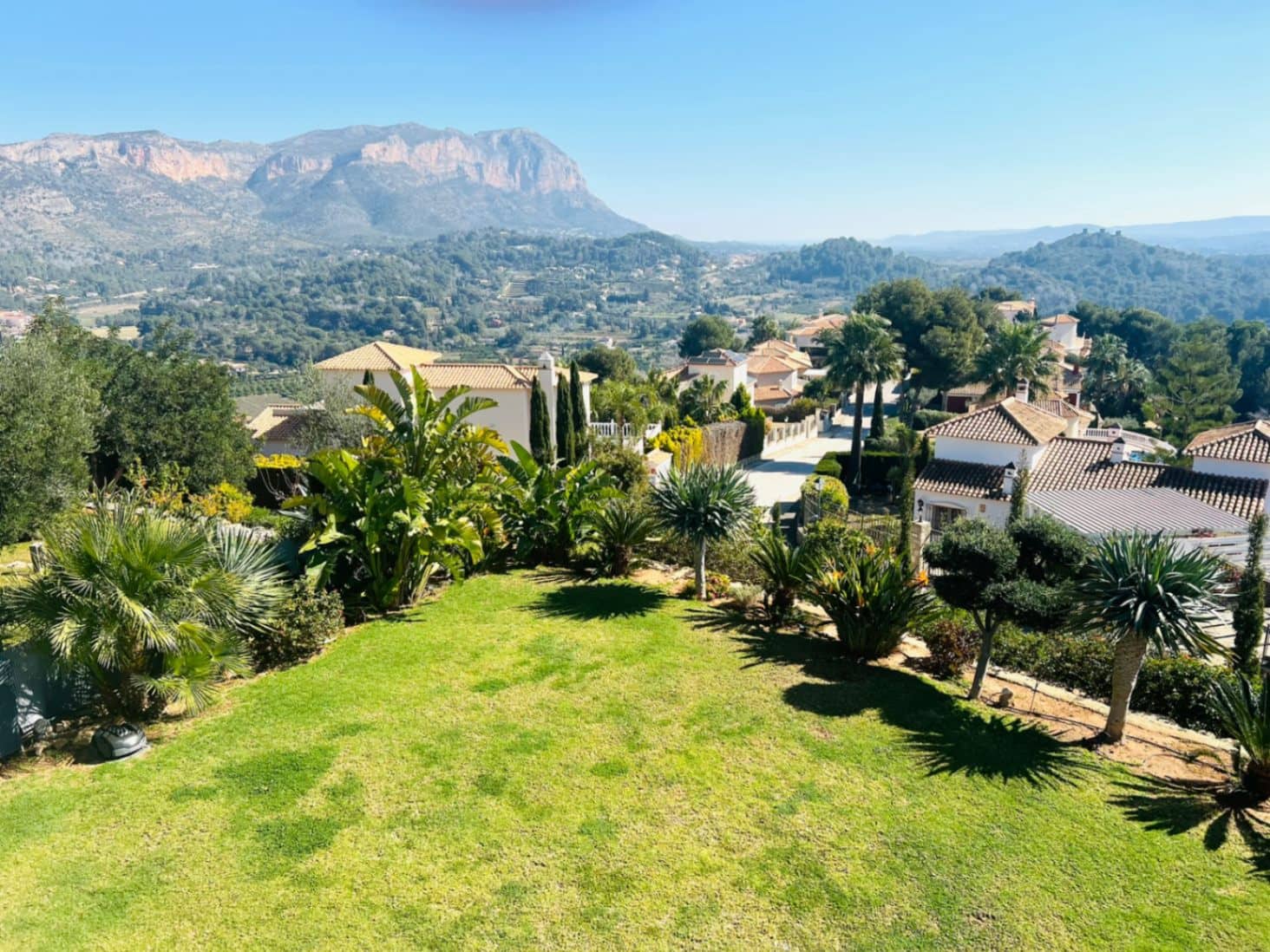 3 Zimmer Villa zu verkaufen in La Sella mit Pool - 1.195.000 € (Ref: 9640580)