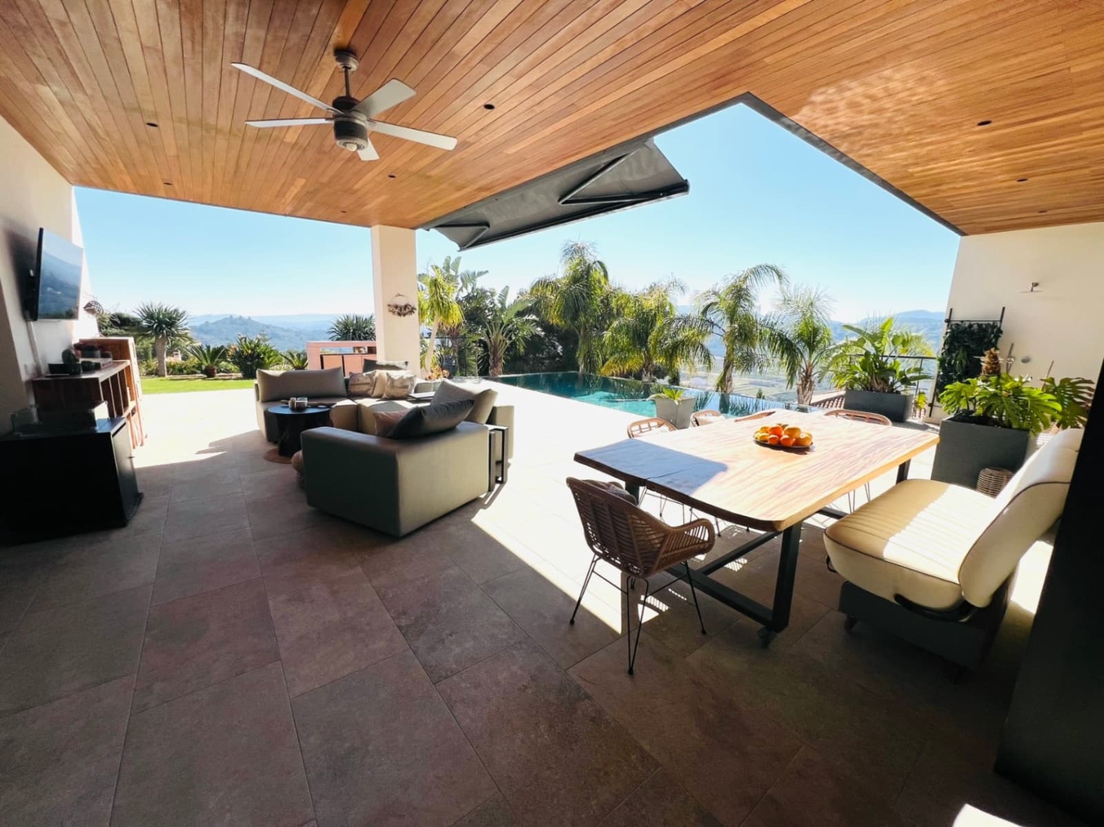 3 Zimmer Villa zu verkaufen in La Sella mit Pool - 1.195.000 € (Ref: 9640580)